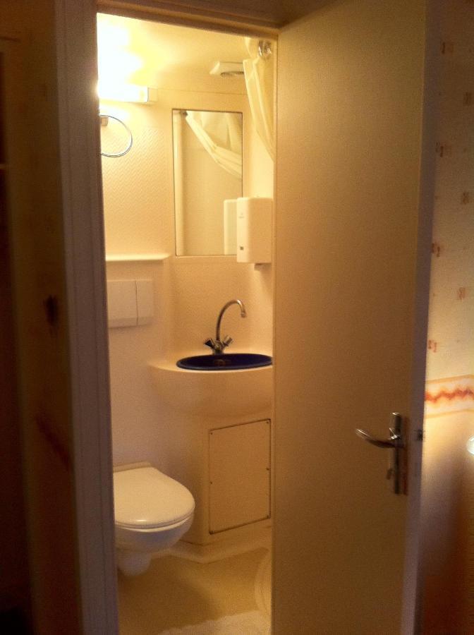 ホテル ラスカパ カランタン 部屋 写真